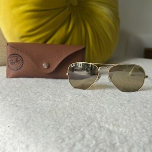Ray-Ban gold rimmed aviator sunglasses